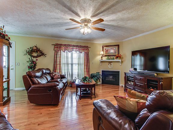 2nd image of 309 Franklin Heights Dr