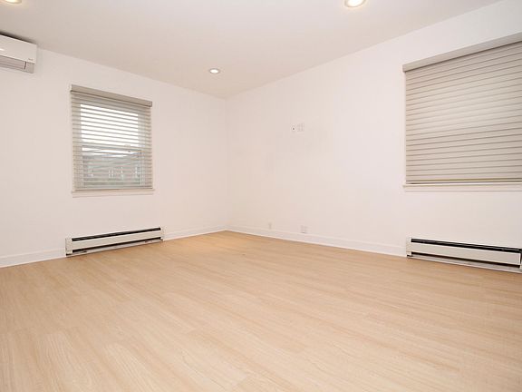 4th image of 1515 200th St Floor 1