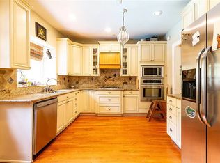 (Undisclosed Address), Gainesville, FL 32607