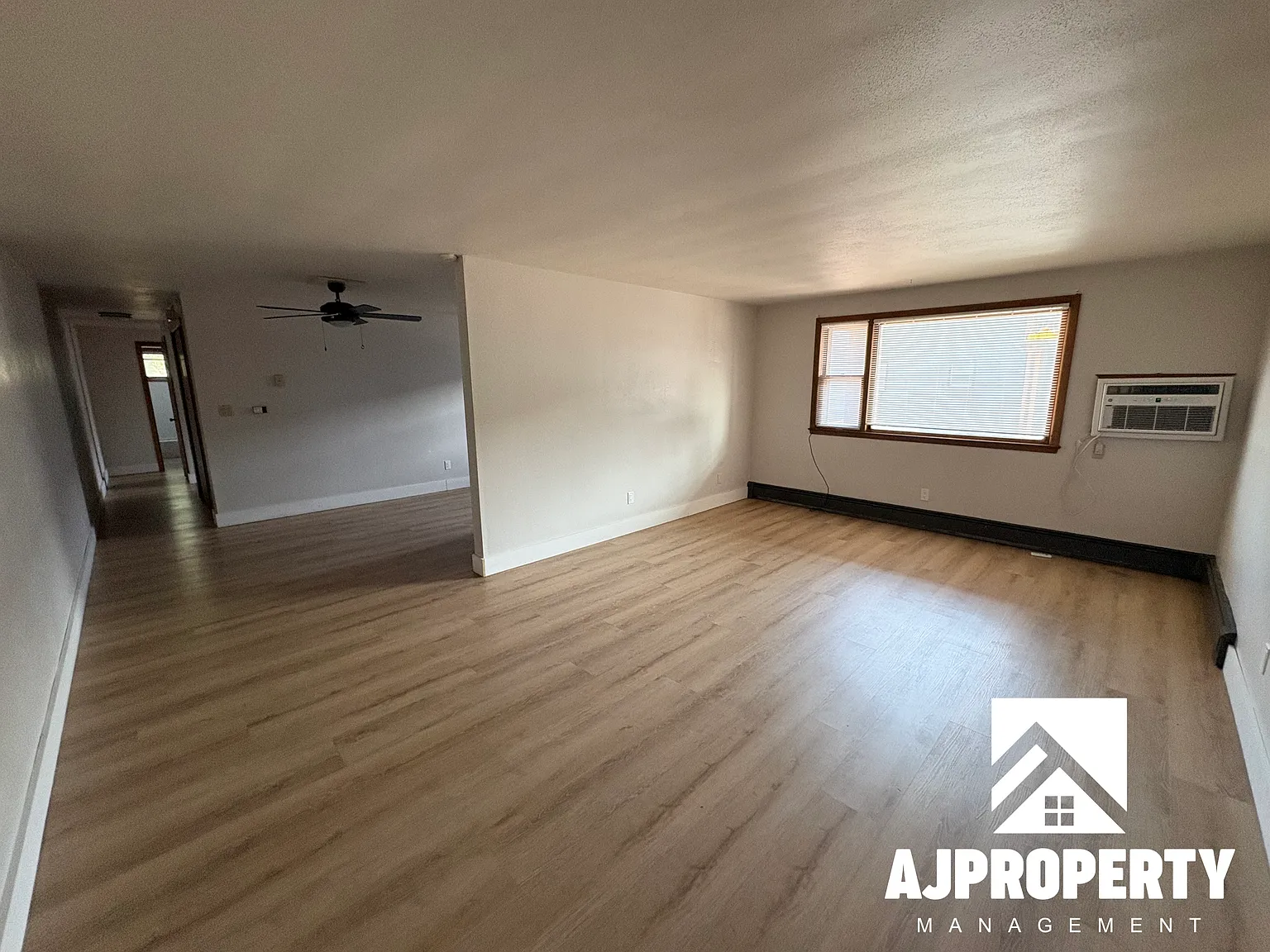 2 bed, 1000 sqft, $900 — Photo 1
