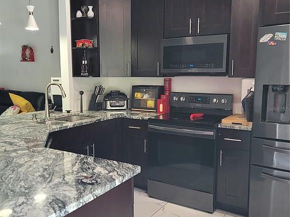 3rd image of 1709 RIVERS EDGE DRIVE