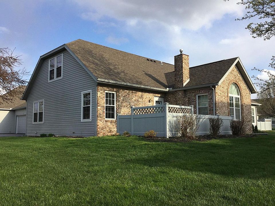 1st image of 104 Stonegate Cir