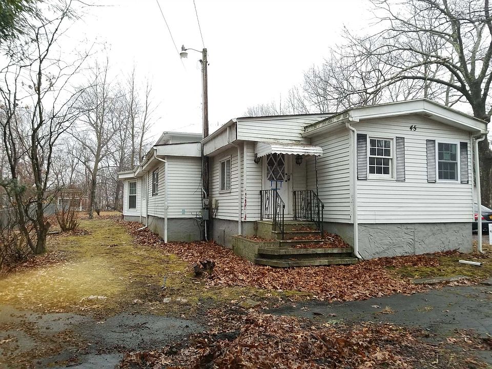 1st image of 45 Overland Dr
