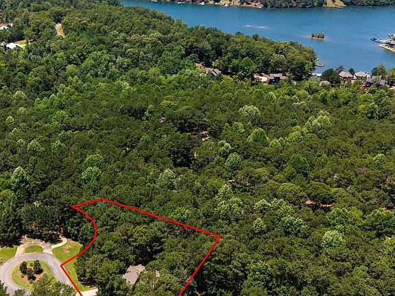 3rd image of 194 Camp Cir