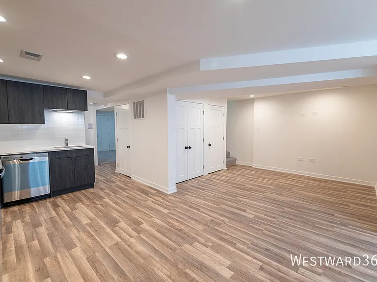 4853 N Kenmore Ave #G — Photo 4