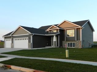 2111 6th Ave NE, Kasson, MN 55944