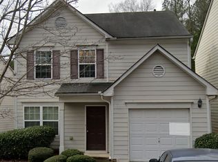 9499 Lakeview Rd, Union City, GA 30291