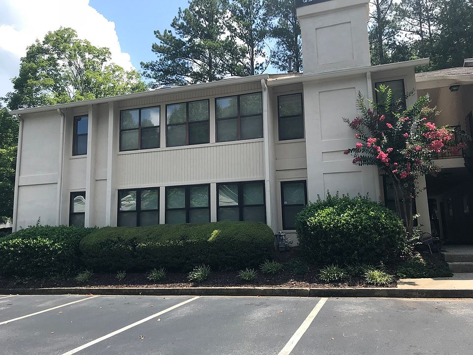 1601 Huntingdon Chase