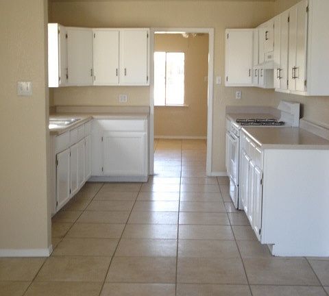 4th image of 5512 Joyce Cir