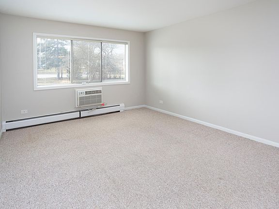 5th image of 206 W Maple Ave APT 1C