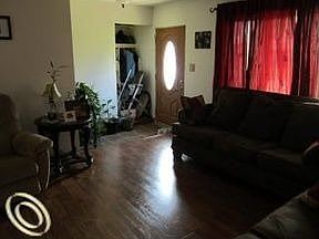 2nd image of 36563 Hiveley St