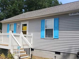 120 N Middleton Ave, Oak Island, NC 28465