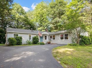 19 Clarissa Rd, Chelmsford, MA 01824