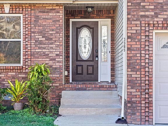 3rd image of 3565 Southwood Dr
