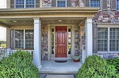 2nd image of 2721 Meadow Cross Way
