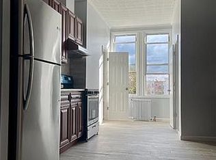 480 Grandview Ave #2L, Ridgewood, NY 11385