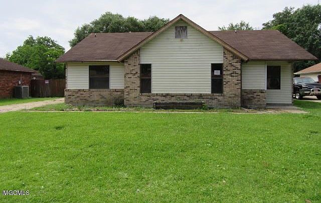 1st image of 4912 Trailwood Dr