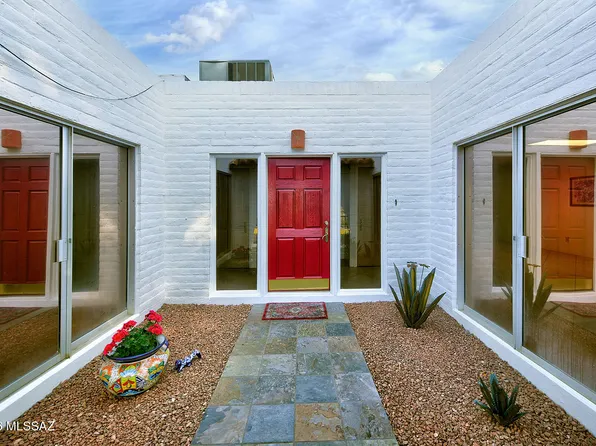 724 W Roller Coaster Rd, Tucson, AZ 85704