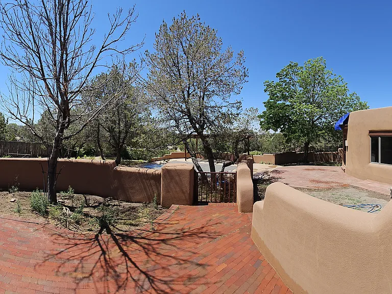 1306 Lejano Ln — Photo 18
