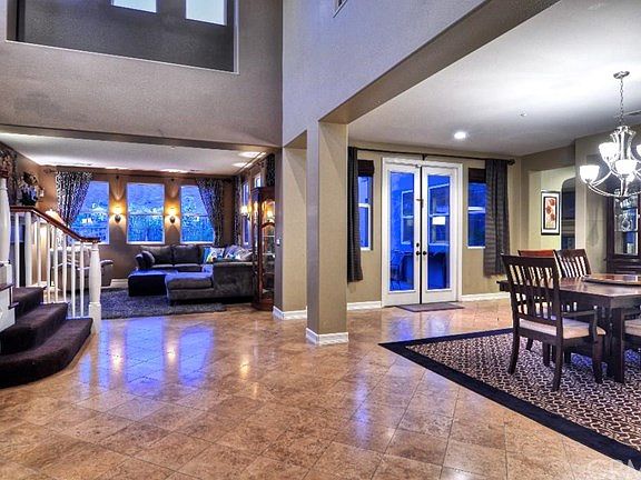 5th image of 362 Tangerine Pl