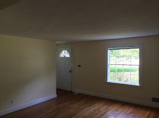 26 Oak St, Natick, MA 01760