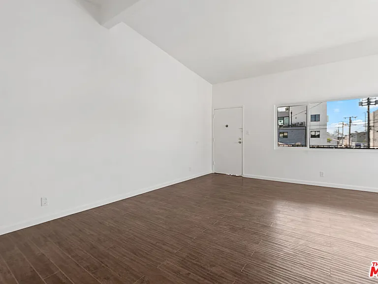 1428 11th St #10 — Photo 8