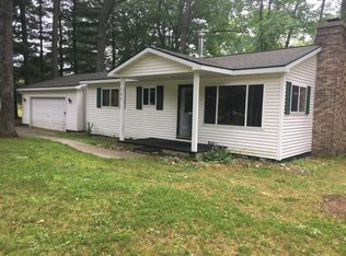 106 Glen Oaks Trl, Houghton Lake, MI 48629