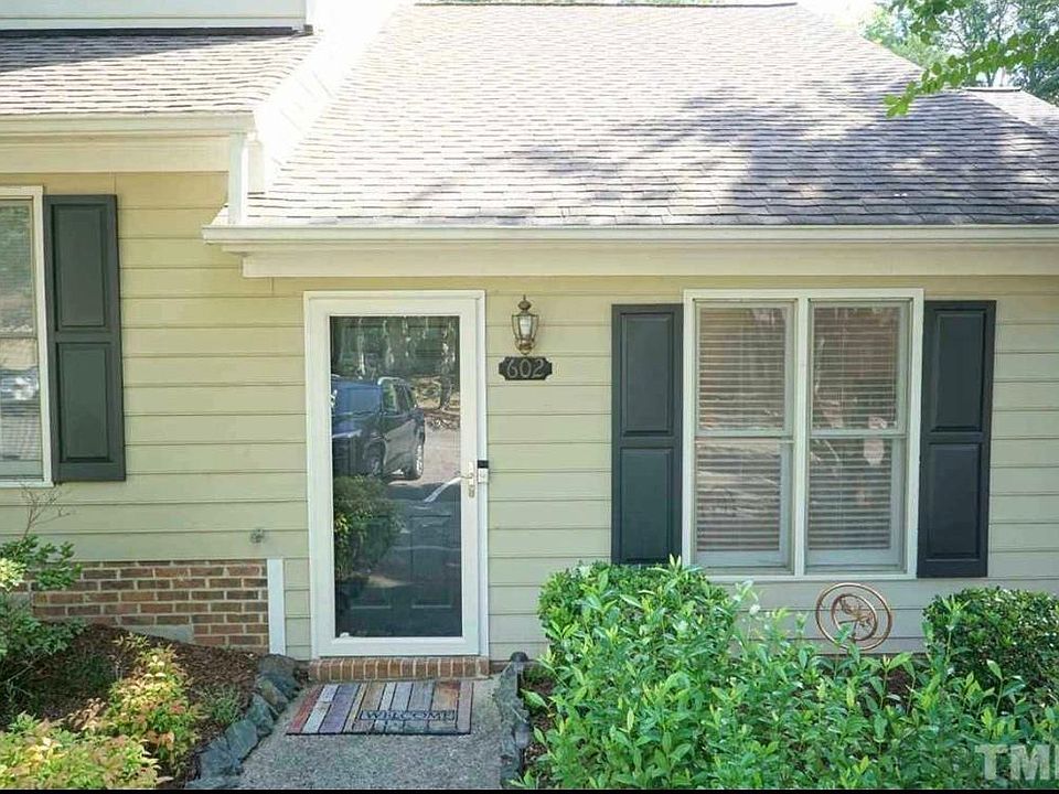1st image of 602 Gatehouse Ln #602