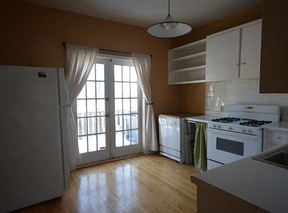 4th image of 4333 N Winchester Ave APT 1