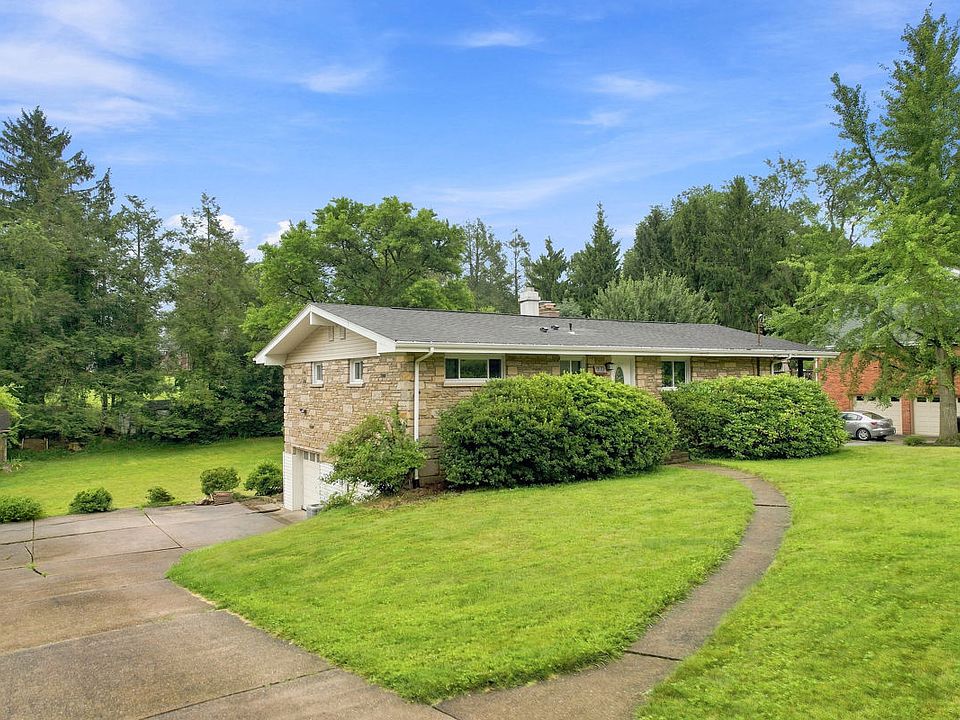 1st image of 203 Key Garden Dr