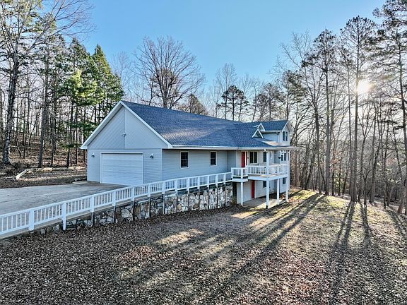 2nd image of 103 Holliday Drive