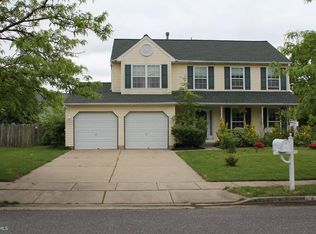 4 Sagebrush Ln, Sicklerville, NJ 08081