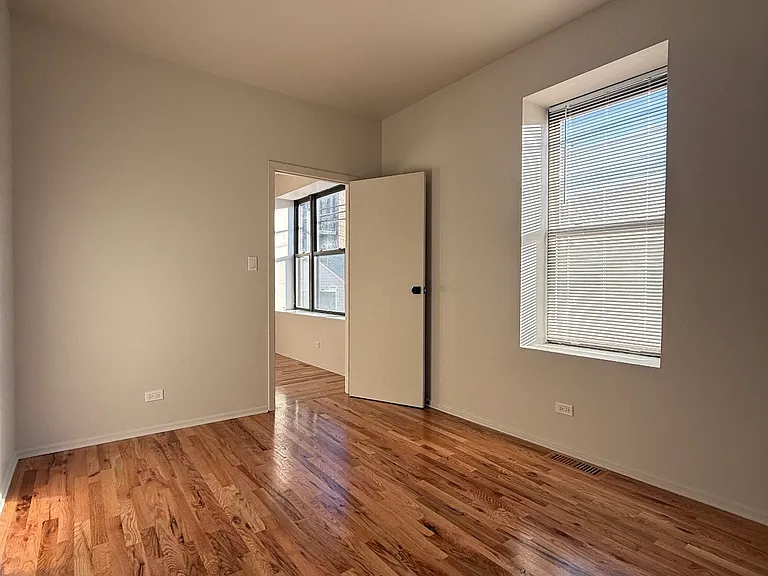 1745 W 33rd St #1M — Photo 11
