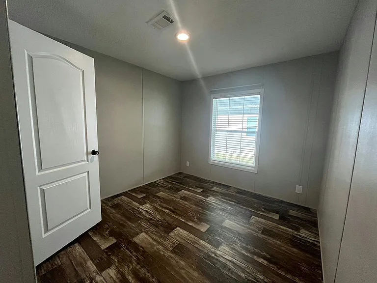 337 Eland Dr #337 — Photo 17