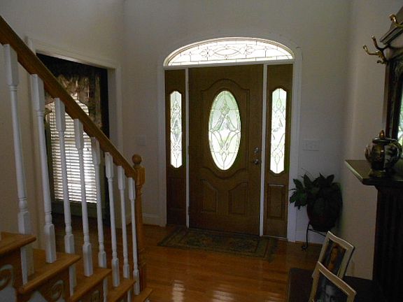 Hardwoods in Entry