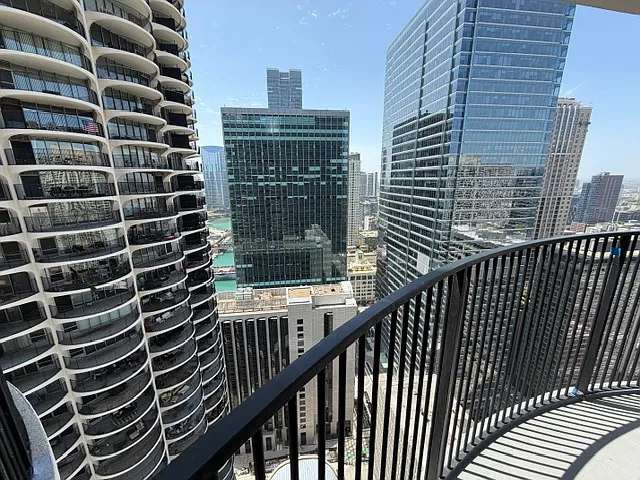 300 N State St #4326 — Photo 17