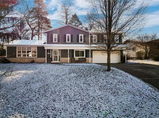 536 Treeside Dr, Stow, OH 44224