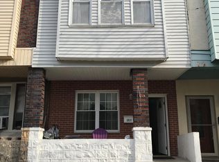 2537 S 3rd St, Philadelphia, PA 19148