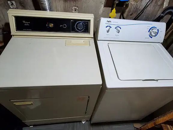 5th image of 195 Morley Ave #1A