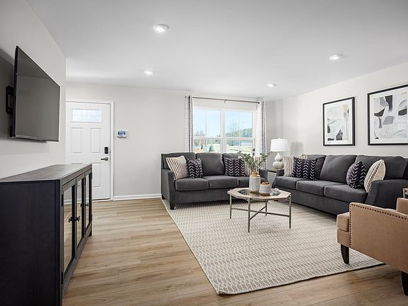 4th image of 8445 Ladybug Dr