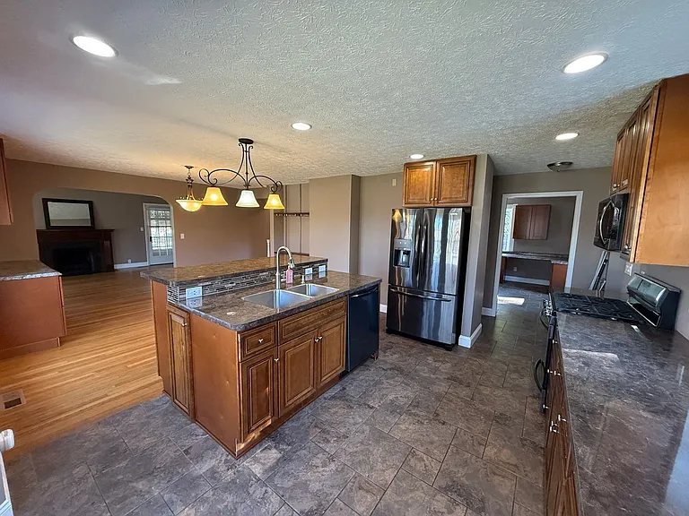30871 Lorain Rd — Photo 5