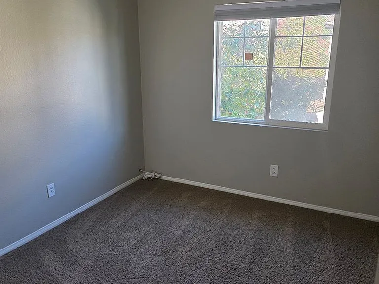40235 Ayer Ln — Photo 9
