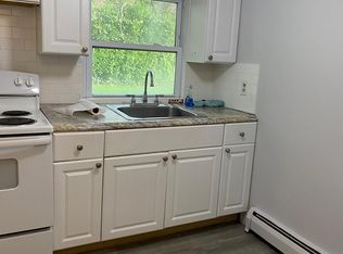 711 School St, Baldwin, NY 11510