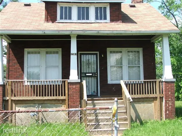 2593 Lenox St, Detroit, MI 48215
