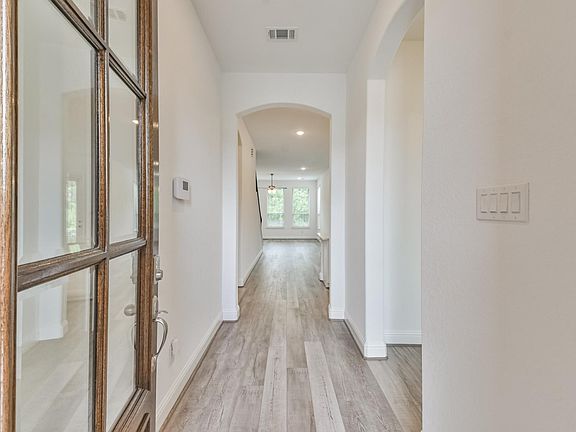 10001 Red Beadtree Place