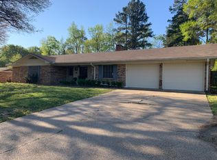 1507 Briarwood St, Gilmer, TX 75644