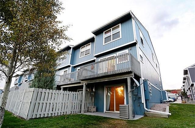 1st image of 1898 Oakcrest Cir #1-O