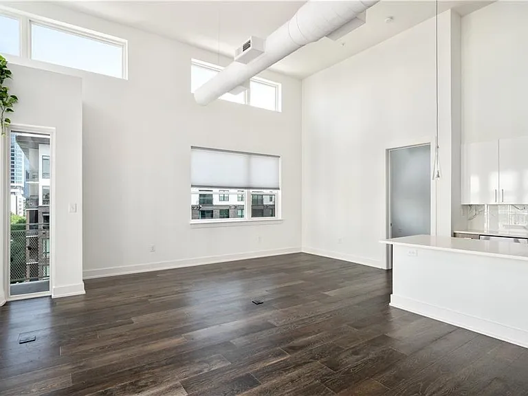 775 Juniper St NE #605 — Photo 3