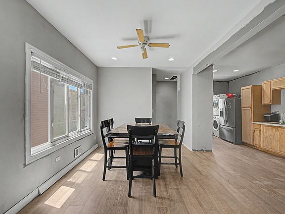 4th image of 848 N Lawler Ave