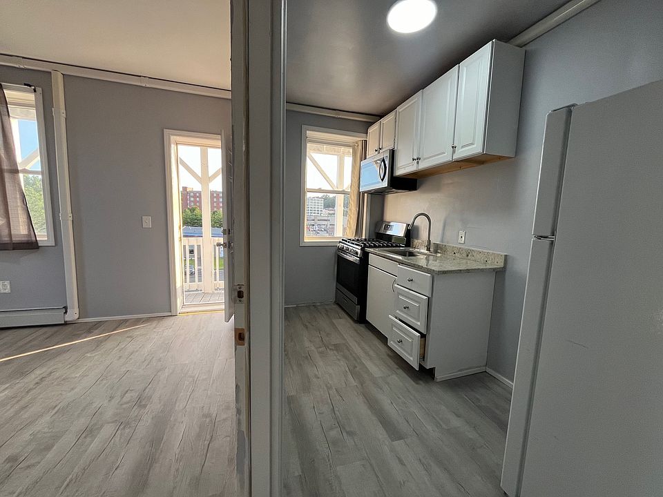 1st image of 199 E Main St #11251723